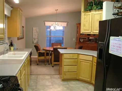 1900 Kauai Dr, Modesto, CA 95355 photo 9