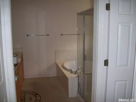 4614 Destiny Dr, Turlock, CA 95382 photo 8
