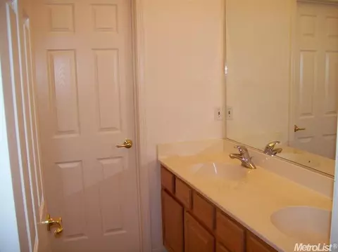 4614 Destiny Dr, Turlock, CA 95382 photo 6