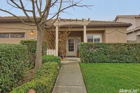 2031 Bearden St, Davis, CA 95618 photo 2