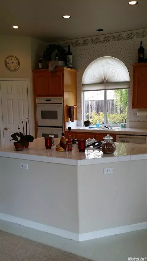 4635 Longview Dr, Rocklin, CA 95677 photo 4