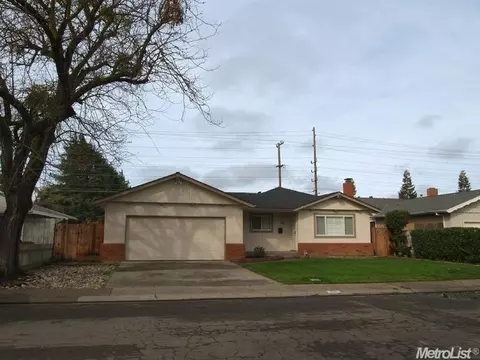 3121 Yukon Dr, Modesto, CA 95350 photo 1