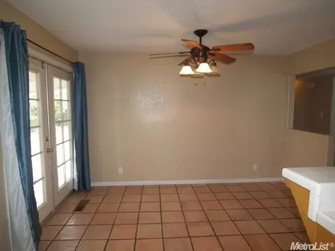 3121 Yukon Dr, Modesto, CA 95350 photo 9