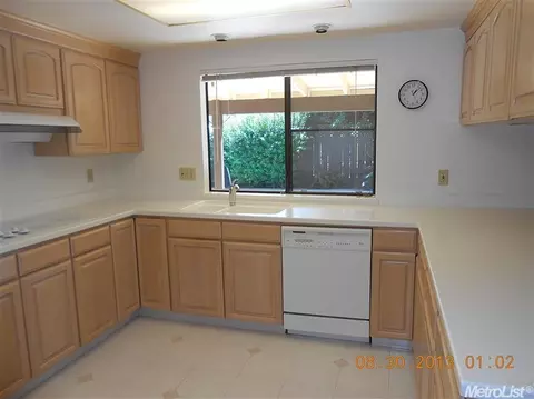 2712 Deerfield Pl, Modesto, CA 95355 photo 11