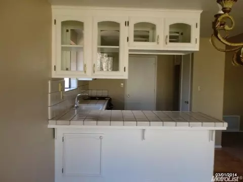 1737 Truckee Way, Modesto, CA 95351 photo 5