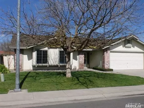 1737 Truckee Way, Modesto, CA 95351 photo 1