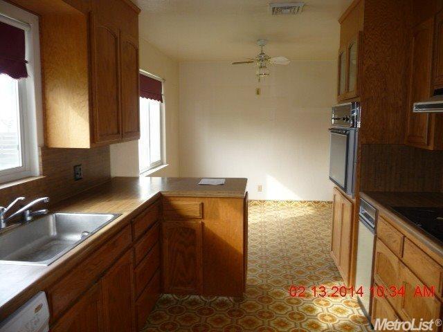 1432 Graffigna Ave, Lodi, CA 95242 photo 9
