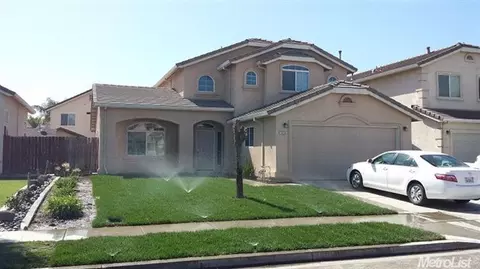 1056 Sun Meadow Dr, Ceres, CA 95307 photo 2