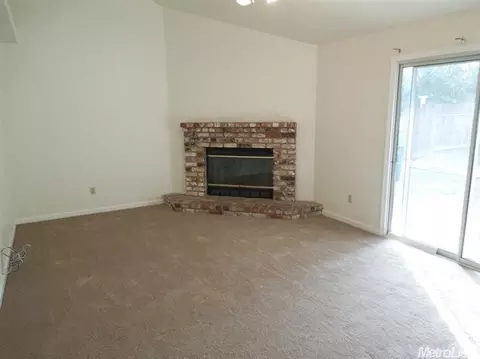 2316 Quail Meadow Dr, Modesto, CA 95355 photo 8