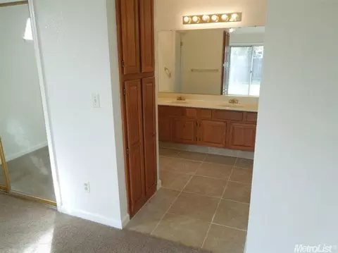 2316 Quail Meadow Dr, Modesto, CA 95355 photo 14