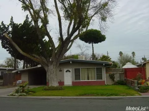 2031 Ellis St, Modesto, CA 95354 photo 3