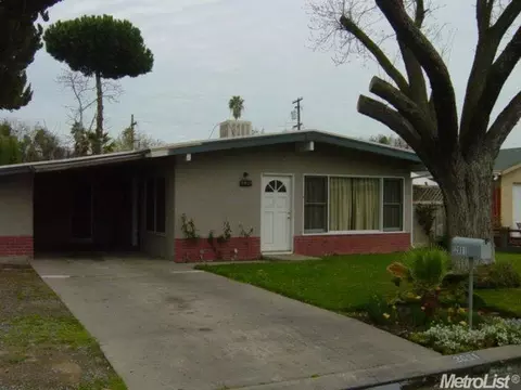 2031 Ellis St, Modesto, CA 95354 photo 1