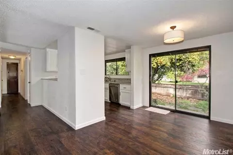 2413 Evenstar Ln, Davis, CA 95616 photo 4