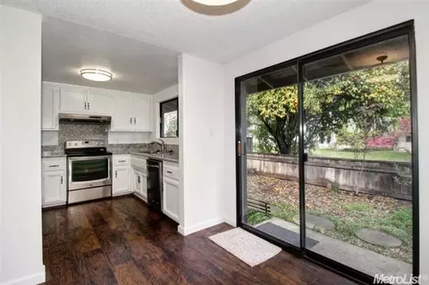 2413 Evenstar Ln, Davis, CA 95616 photo 5