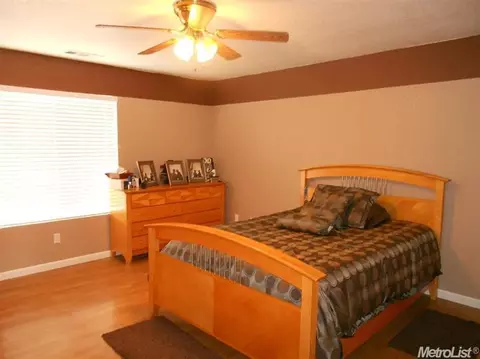 472 Red Robin Dr, Patterson, CA 95363 photo 13