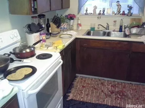 501 Stratford Ct, Merced, CA 95341 photo 3