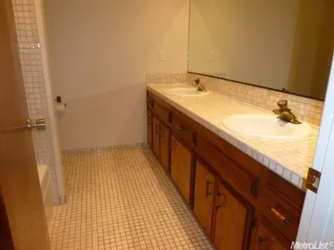 746 Evergreen Way, Manteca, CA 95336 photo 5