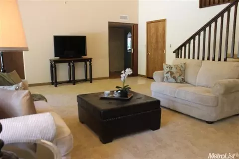 4831 Oak Vista Dr, Carmichael, CA 95608 photo 8