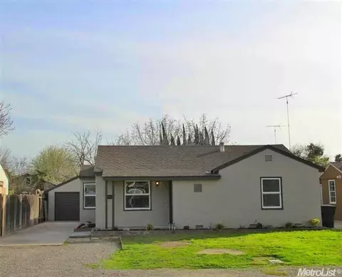 1202 Lombardy Dr, Modesto, CA 95351 photo 1