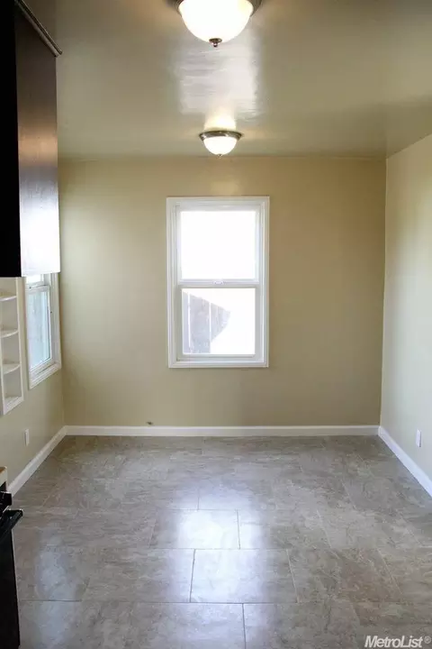1202 Lombardy Dr, Modesto, CA 95351 photo 10