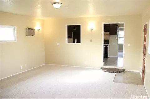 1202 Lombardy Dr, Modesto, CA 95351 photo 6