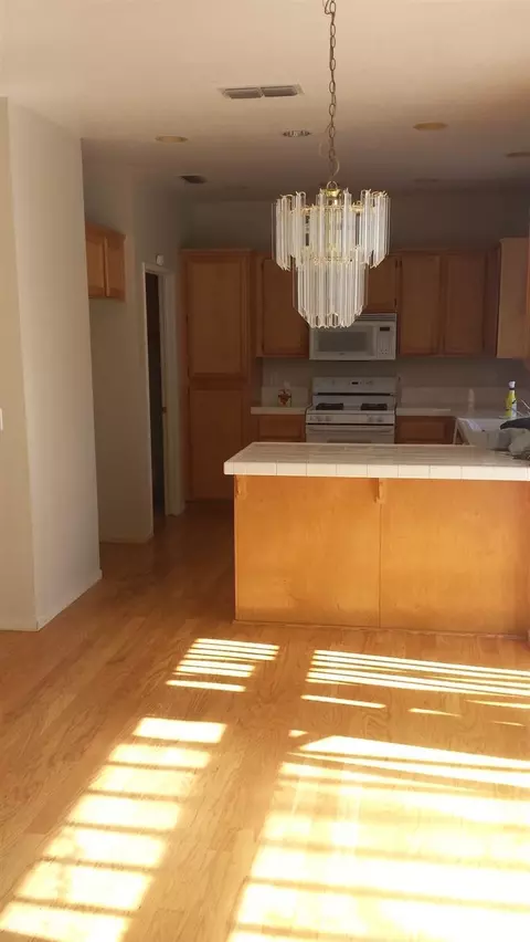 1938 Reading Way, Manteca, CA 95337 photo 12