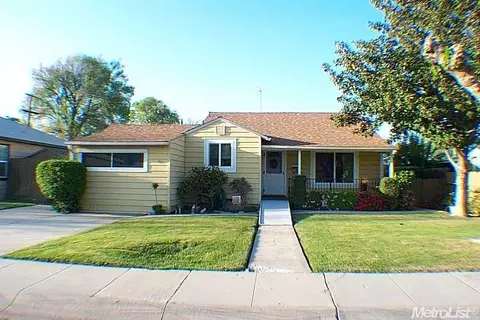 405 W 21st St, Tracy, CA 95376 photo 1