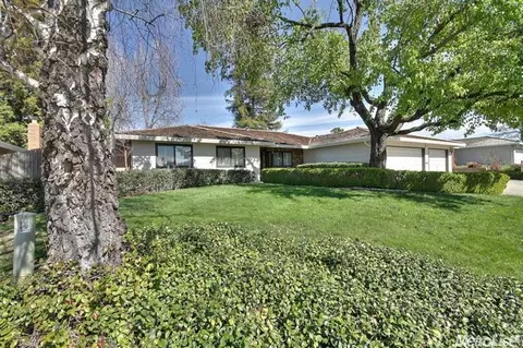 6333 Hillrise Dr, Carmichael, CA 95608 photo 1