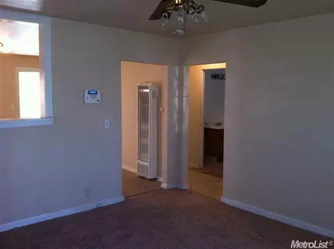 1708 Kenneth St, Modesto, CA 95351 photo 4