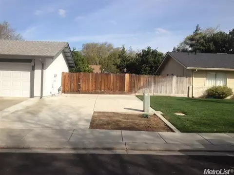1228 Jill Ln, Modesto, CA 95355 photo 3