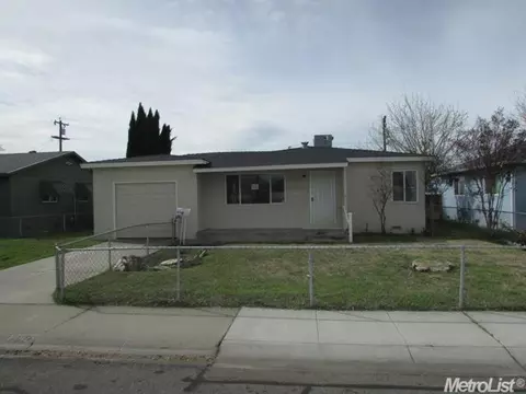 940 Yolo St, Manteca, CA 95336 photo 1