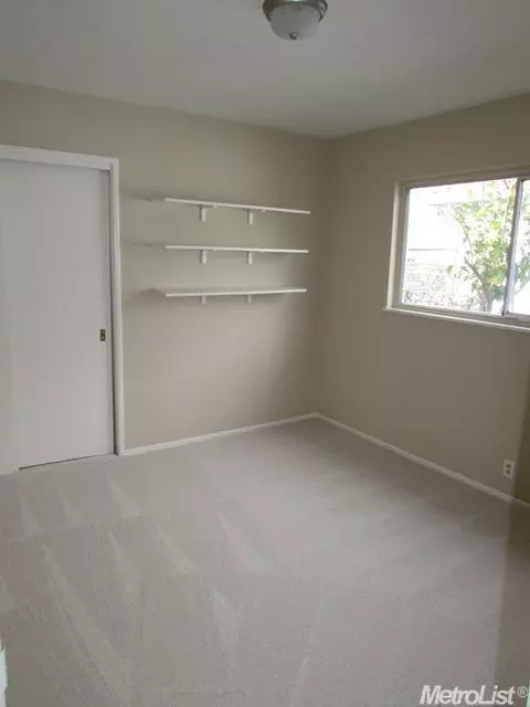 940 Yolo St, Manteca, CA 95336 photo 5