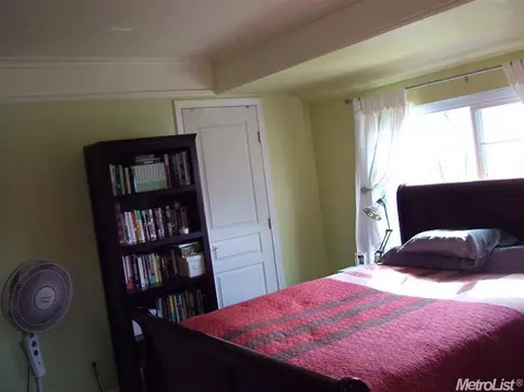 4046 Knoll Top Ct, Carmichael, CA 95608 photo 9
