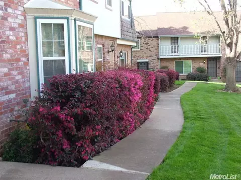 4046 Knoll Top Ct, Carmichael, CA 95608 photo 17