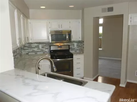 159 John Henry Cir, Folsom, CA 95630 photo 3