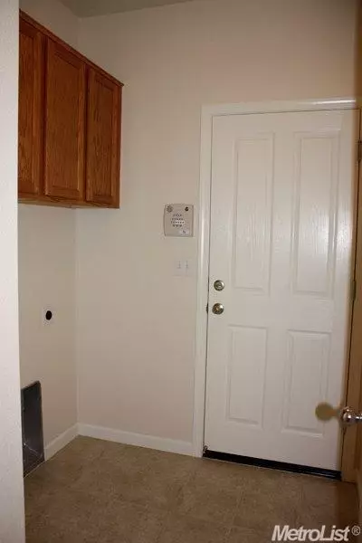 366 Eagle Dr, Ione, CA 95640 photo 13
