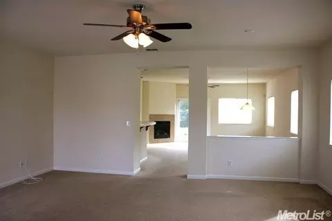 366 Eagle Dr, Ione, CA 95640 photo 4