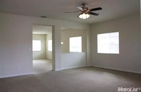 366 Eagle Dr, Ione, CA 95640 photo 3