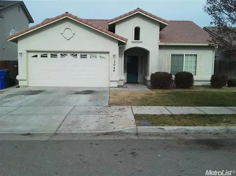 3044 Lucich Dr, Merced, CA 95348 photo 1