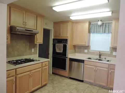 408 13th St, Modesto, CA 95354 photo 6