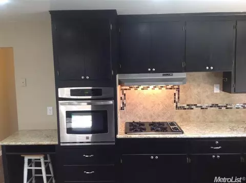 142 E Washington St, Ripon, CA 95366 photo 6