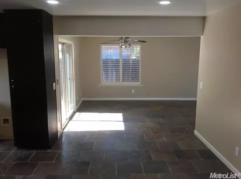 142 E Washington St, Ripon, CA 95366 photo 7
