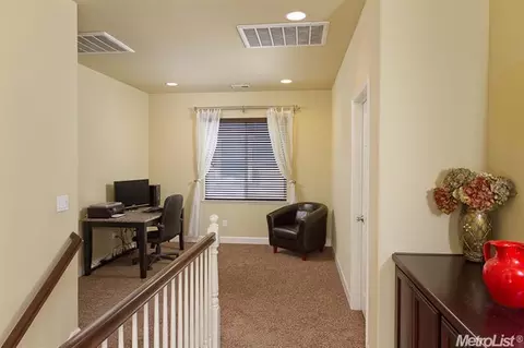 925 Cougar Ct, Rocklin, CA 95765 photo 10