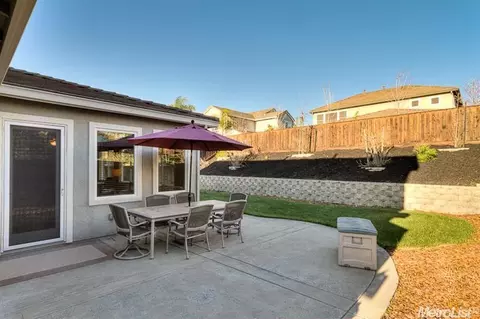 925 Cougar Ct, Rocklin, CA 95765 photo 19