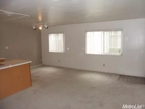 2204 Palisade Ave #3, Modesto, CA 95350 photo 2