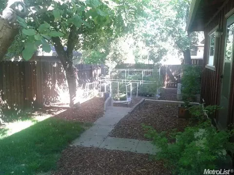 2333 Garfield Ave, Carmichael, CA 95608 photo 17