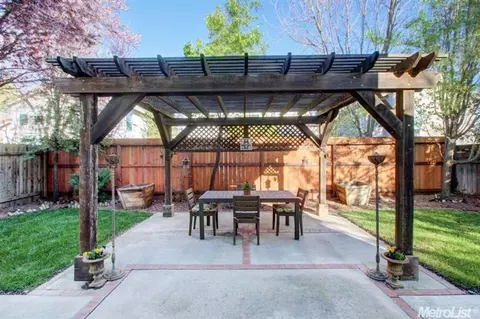 1404 Vigo Ct, Davis, CA 95618 photo 17