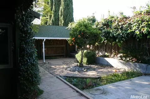 1409 Tupper Ln, Modesto, CA 95351 photo 9