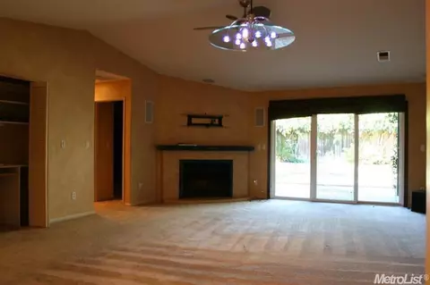1409 Tupper Ln, Modesto, CA 95351 photo 3