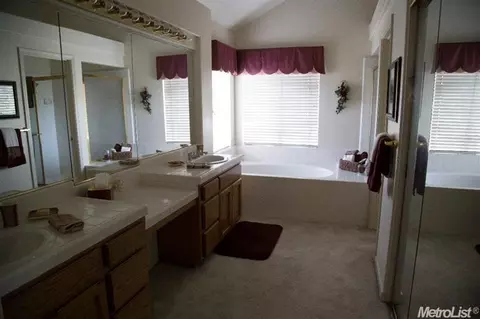 1407 Blue Jay Ct, Tracy, CA 95376 photo 10